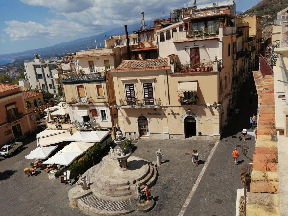 Aly Art Apartment Taormina Duomo, Gulf & Etna View Εξωτερικό φωτογραφία