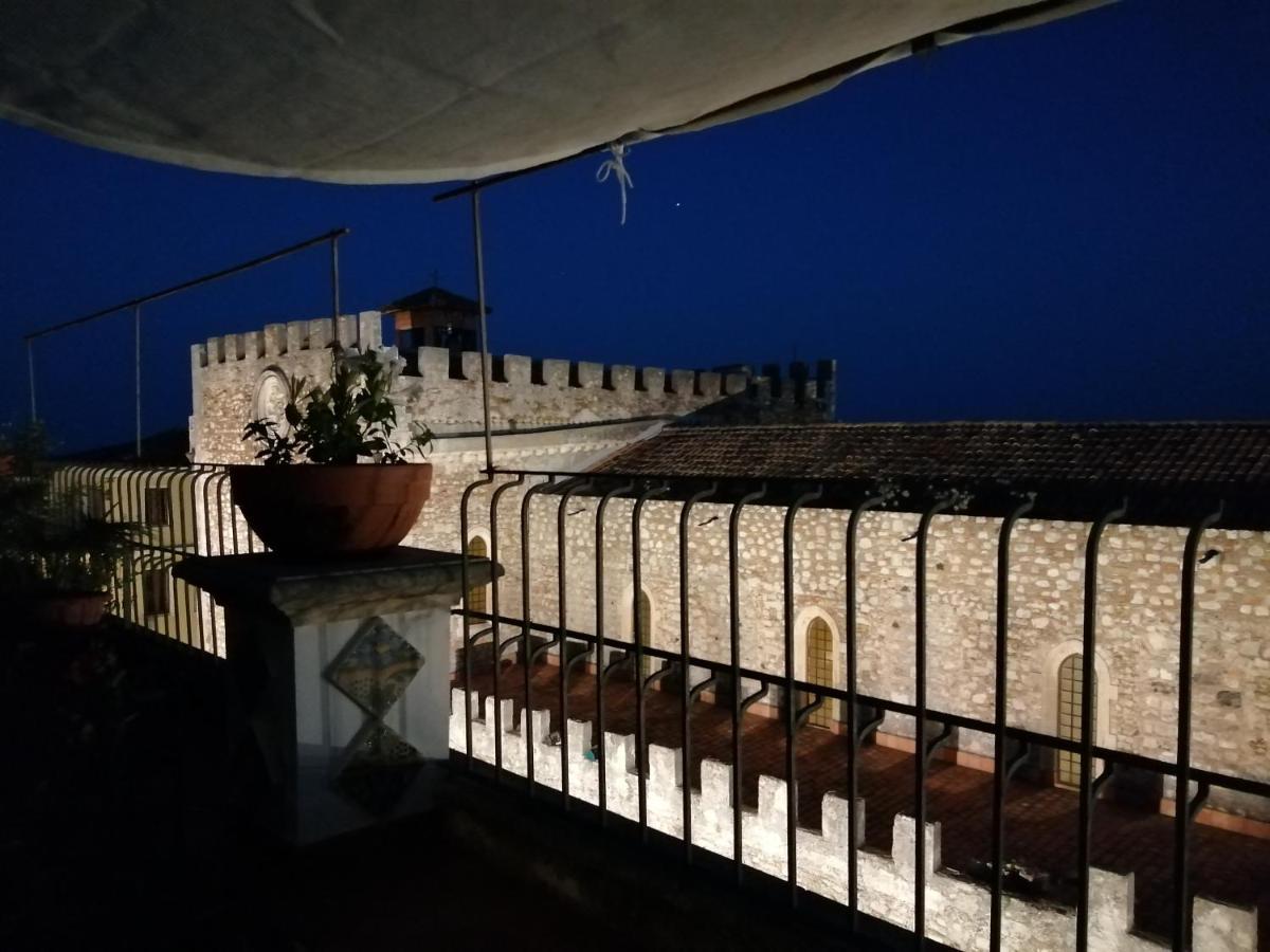 Aly Art Apartment Taormina Duomo, Gulf & Etna View Εξωτερικό φωτογραφία