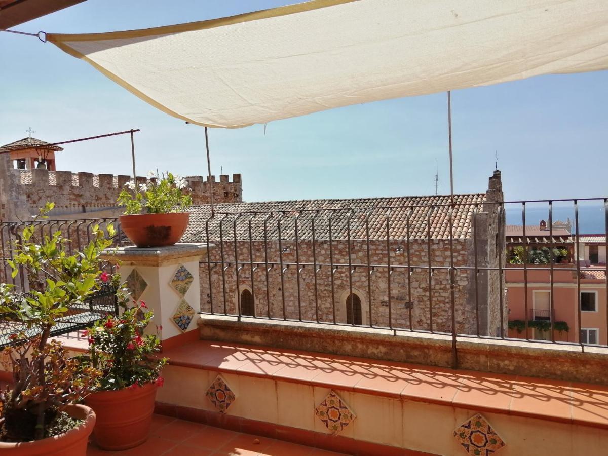 Aly Art Apartment Taormina Duomo, Gulf & Etna View Εξωτερικό φωτογραφία