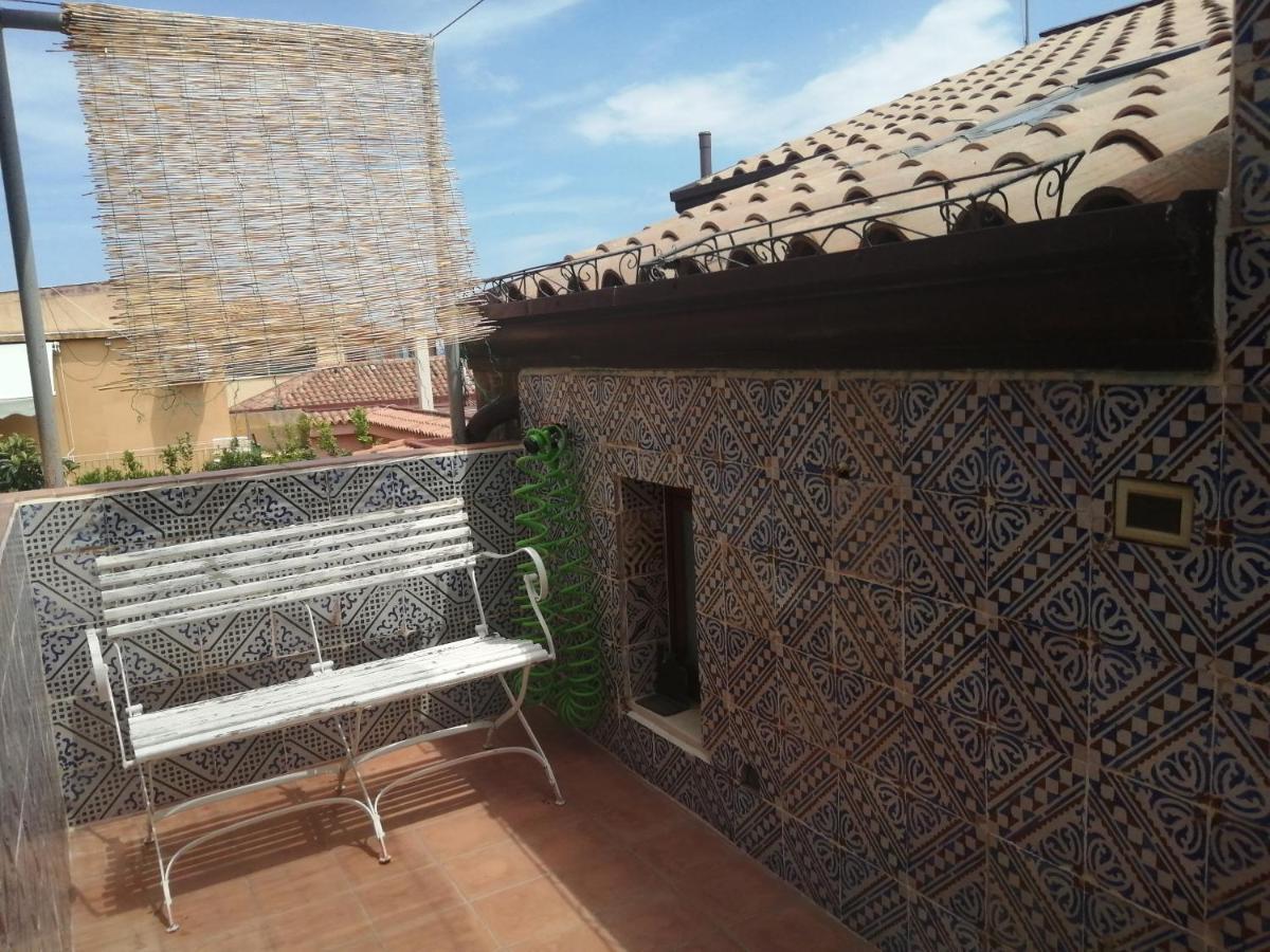 Aly Art Apartment Taormina Duomo, Gulf & Etna View Εξωτερικό φωτογραφία