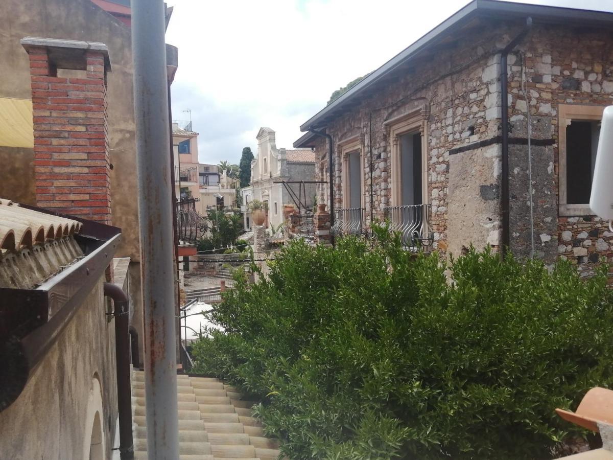 Aly Art Apartment Taormina Duomo, Gulf & Etna View Εξωτερικό φωτογραφία