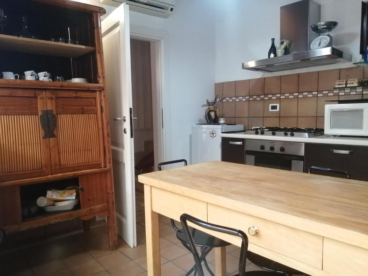 Aly Art Apartment Taormina Duomo, Gulf & Etna View Εξωτερικό φωτογραφία