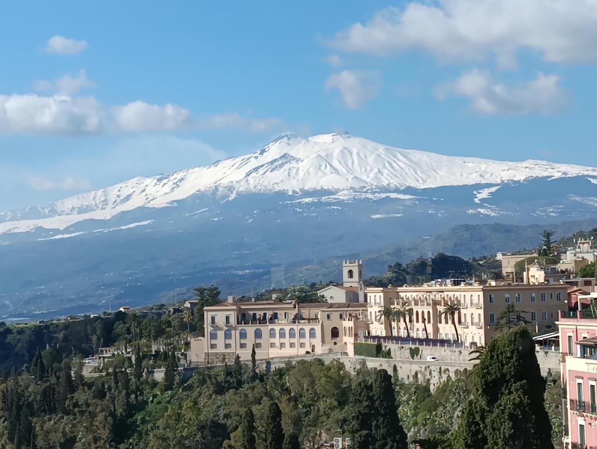 Aly Art Apartment Taormina Duomo, Gulf & Etna View Εξωτερικό φωτογραφία
